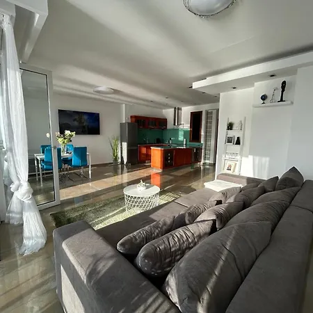 Panorama Duna Pest 아파트