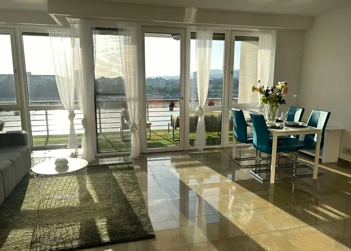 דירה Panorama Duna Pest בודפשט